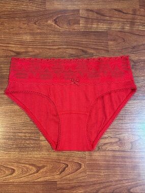 Victoria' Secret Lace Hiphugger Hipster Panty Small
